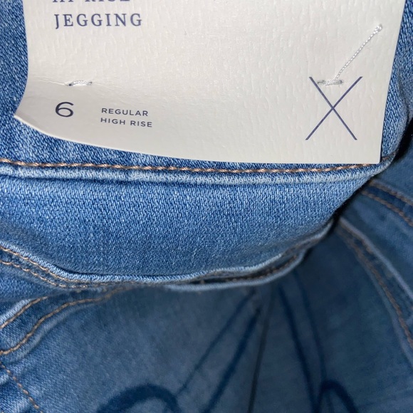 American Eagle size 6 super stretch Jegging a - NEVER WORN - Picture 3 of 4